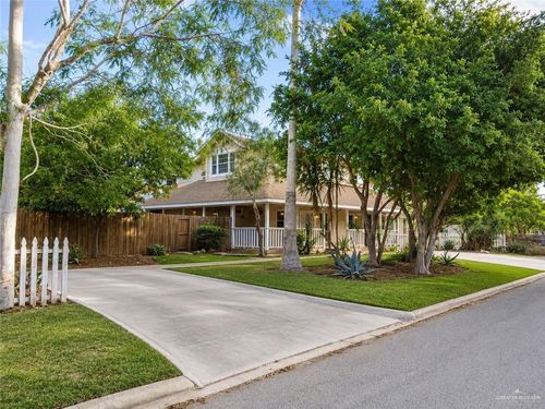 318 W 1st Street, Los Fresnos, TX, 78566 | Card Image