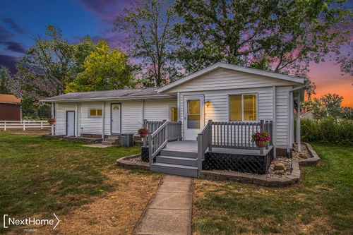 17211 S Fordney Rd, Oakley, MI, 48649-9767 | Card Image