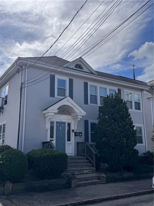 189 Vine Street, Pawtucket, RI, 02861 | Card Image