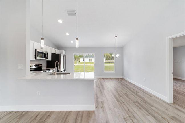 13568 Sw 109 Th Ln, House other with 3 bedrooms, 2 bathrooms and null parking in Dunnellon FL | Image 15
