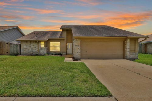 17903 Red Wolf Dr, Houston, TX, 77084-1038 | Card Image