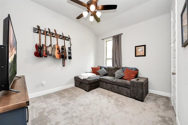 12310 Grassy Bend Dr, House other with 3 bedrooms, 2 bathrooms and 2 parking in Mont Belvieu TX | Image 20