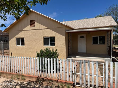 660 B Ave, Douglas, AZ, 85607-2939 | Card Image