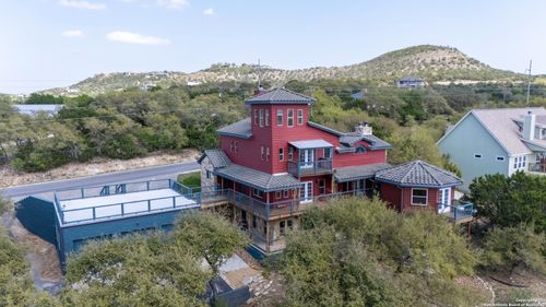 129 Sitting Bull Trl, Canyon Lake, TX, 78133-9804 | Card Image