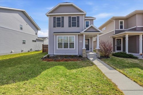 1406 Thoreau Dr, Sun Prairie, WI, 53590-7053 | Card Image