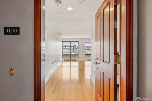 1100-75 Folsom St, San Francisco, CA, 94105-6103 | Card Image