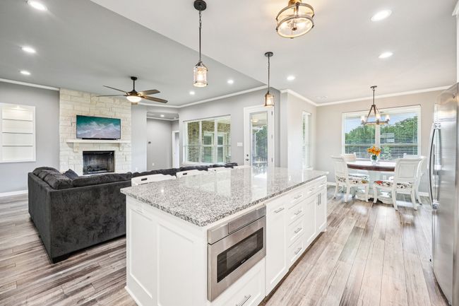 360 Rolling Ranch Blvd, House other with 4 bedrooms, 3 bathrooms and null parking in Alvord TX | Image 13
