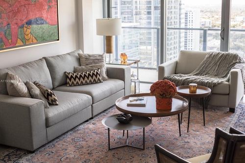 apt-2006-68 Se 6th St, Miami, FL, 33131-3197 | Card Image