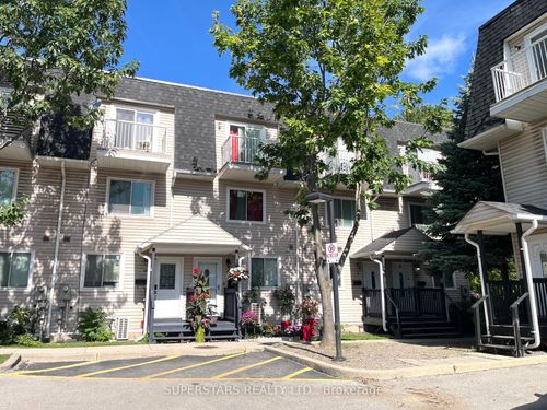 7-38 St Lawrence St, Toronto, ON, M5A3N1 | Card Image