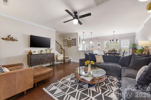 2434 Royal York Ave, Charlotte, NC, 28210-3022 | Card Image