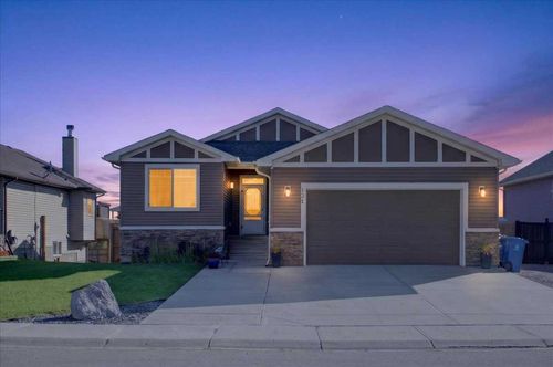 134 Hanson Dr Ne, Langdon, AB, T0J1X1 | Card Image
