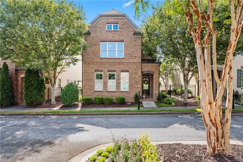7845 Crownpoint Dr, Alpharetta, GA, 30005-3016 | Card Image
