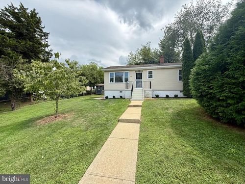 1212 Elfin Ave, CAPITOL HEIGHTS, MD, 20743-5156 | Card Image