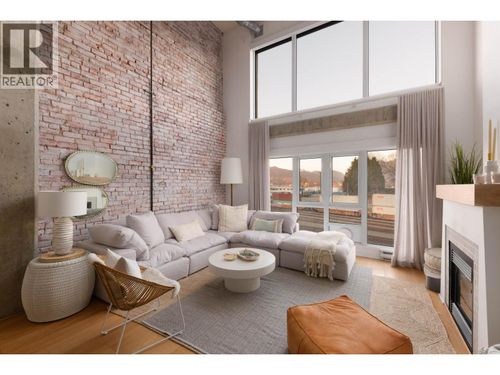 308-27 Alexander St, Vancouver, BC, V6A1B2 | Card Image