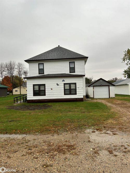 504 E Robins Street, Graettinger, IA, 51342 | Card Image