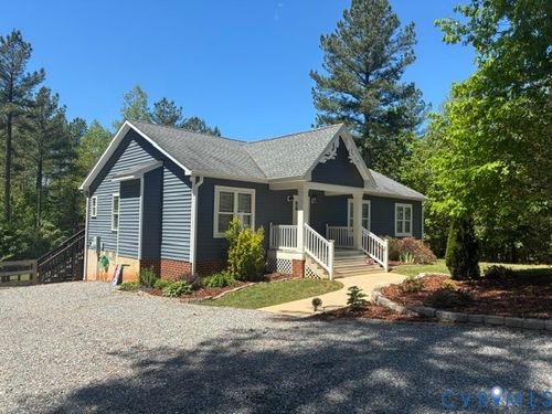 910 Manchester Rd, Bumpass, VA, 23024-3174 | Card Image