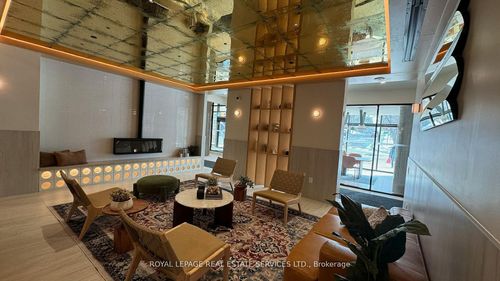 401-1660 Bloor Street W, Toronto, ON, M6P0C6 | Card Image