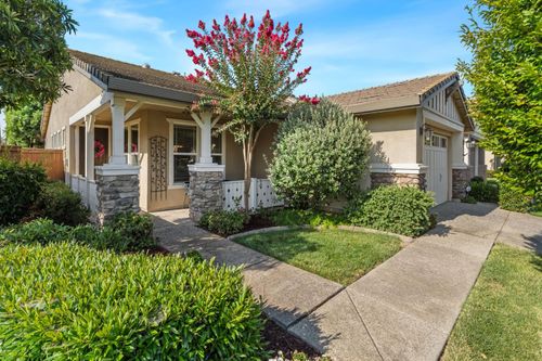 7441 Chatsworth Circle, Elk Grove, CA, 95757 | Card Image