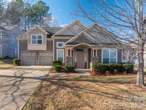 104 Barley Ct, Mount Holly, NC, 28120-9071 | Card Image