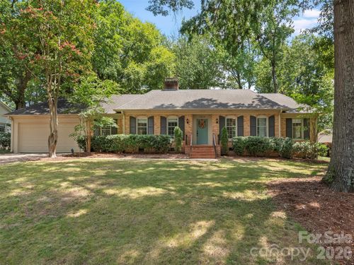 1324 Redcoat Dr, Charlotte, NC, 28211-4748 | Card Image