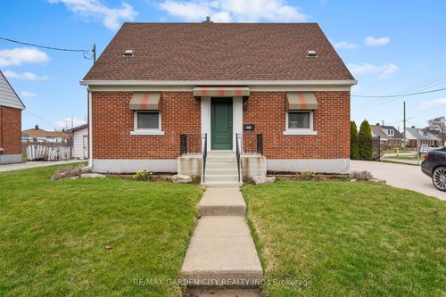 131 Westchester Crescent, St Catharines, ON, L2P2N6 | Card Image