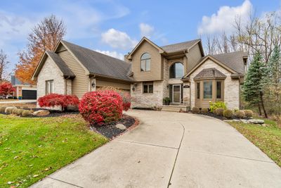 7754 Watford Drive, House other with 4 bedrooms, 2 bathrooms and null parking in West Bloomfield MI | Image 2