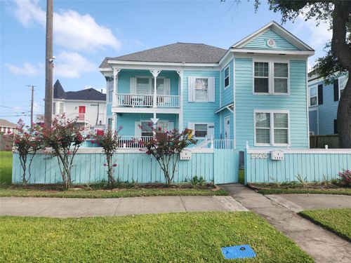 2605 Avenue Q, Galveston, TX, 77550 | Card Image