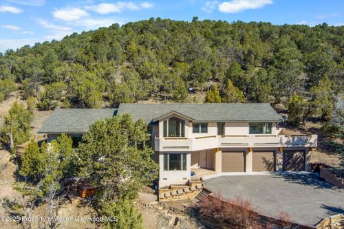 593 Wooden Deer Rd, Carbondale, CO, 81623-8840 | Card Image