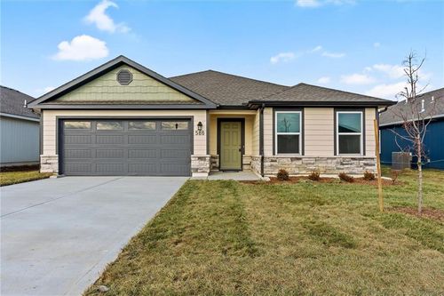 20288 W 194th St, Spring Hill, KS, 66083-6501 | Card Image