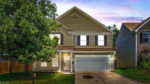884 Jennifer Ln, High Point, NC, 27265-3291 | Card Image