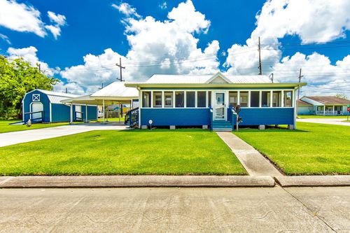 1315 Center St, Houma, LA, 70360-6419 | Card Image