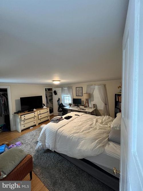 2-200 Nassau St, PRINCETON, NJ, 08542-4613 | Card Image