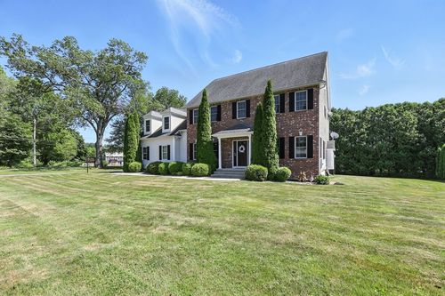 9 Abigaile Ln, West Springfield, MA, 01089-4487 | Card Image