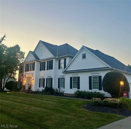 1907 Middleton Rd, Hudson, OH, 44236-1303 | Card Image
