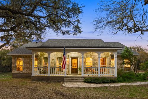 101 Arrowhead Pass, Wimberley, TX, 78676-6319 | Card Image