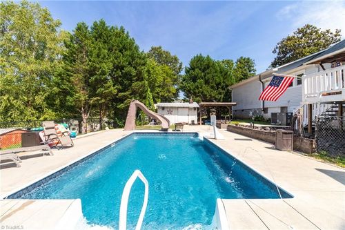 917 Overlook Avenue, Eden, NC, 27288 | Card Image