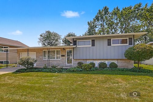 2204 Douglas St, Joliet, IL, 60435-5408 | Card Image