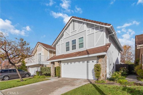 19853 Collins Rd, Canyon Country, CA, 91351-4837 | Card Image