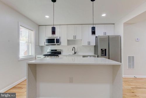 4009 8th St, BROOKLYN, MD, 21225-2134 | Card Image