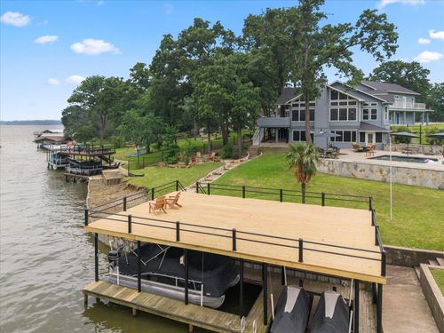 125 Oak Creek Dr, Tool, TX, 75143-8476 | Card Image