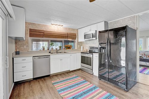 921 Laurel Cir, Micco, FL, 32976-7298 | Card Image