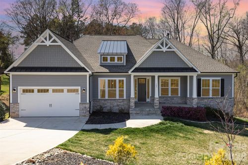 123 Farm Knoll Way, Mooresville, NC, 28117-0010 | Card Image