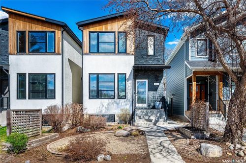 2123 York Ave, Saskatoon, SK, S7J1H7 | Card Image