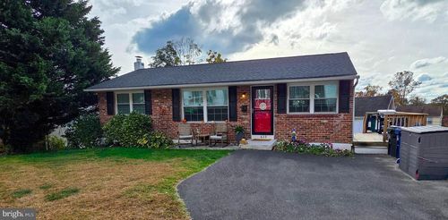 629 Roberts Ave, GLENSIDE, PA, 19038-3710 | Card Image