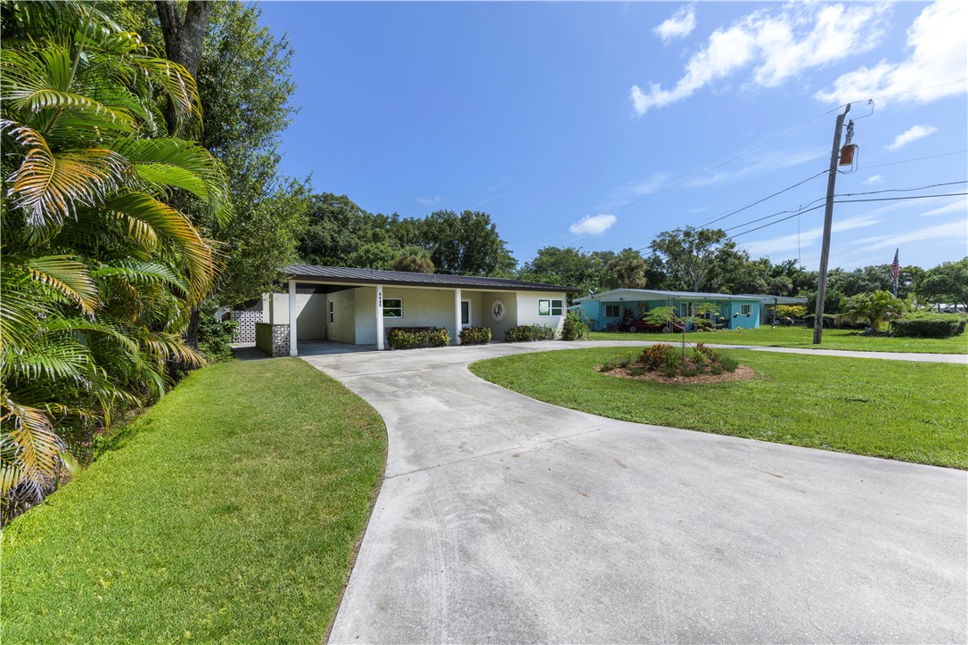 13th Pl, Vero Beach, FL 32966