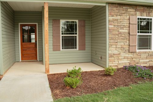 255 Pillsburgh Cir, Landrum, SC, 29356-8808 | Card Image