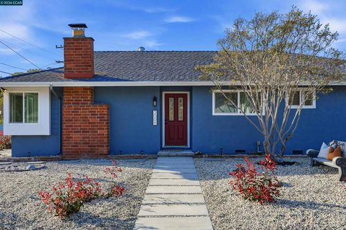 3005 De Anza Dr, El Sobrante, CA, 94803-2403 | Card Image