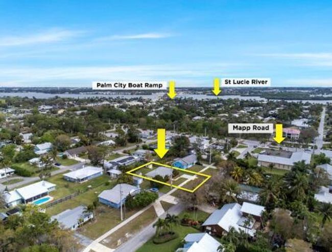1287 Sw Sunset Trl, House other with 4 bedrooms, 2 bathrooms and null parking in Palm City FL | Image 29