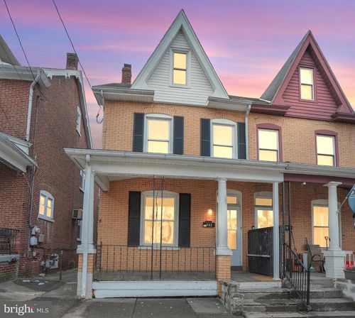 642 Walnut St, POTTSTOWN, PA, 19464-5745 | Card Image