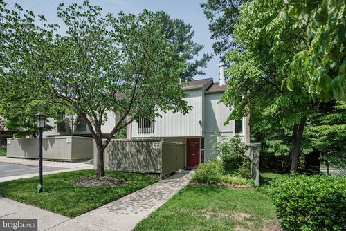 c-20-5210 Pooks Hill Rd, BETHESDA, MD, 20814-2006 | Card Image